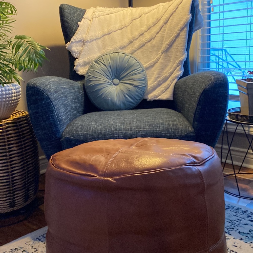 Genuine Leather Footrest-NOTE- this is a shell. You stuff this with blankets